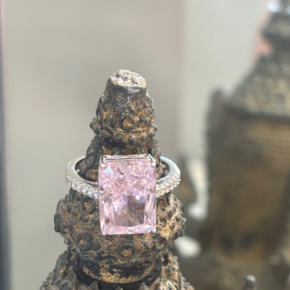 Stunning Pink Gemstone Sterling Silver Ring